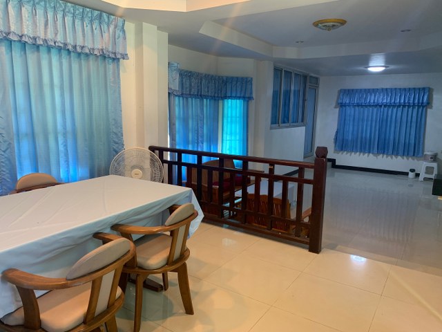 ขาย หรือให้เช่า บ้านเดี่ยว พื้นที่ 77.9 ตรว. โครงการรามนุช 14 แถมเฟอร์นิเจอร์  ติดถนนสุขุมวิท ใกล้แหล่งท่องเที่ยว  บ้านฉาง จังหวัดระยอง