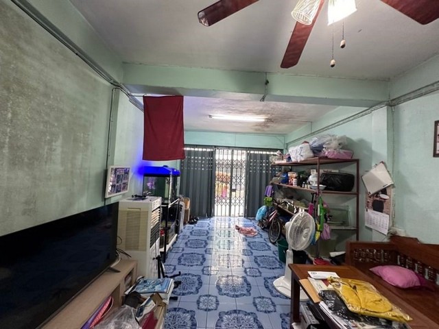 ขายถูก ตึกแถวประชาอุทิศ 89 ห่างปากซอยเพียง 90 ม.หาของกินง่าย ตลาดปากซอย  ซ. ประชาอุทิศ 89ขายถูกเพียง 1,500,000 บาทเท่านั้น- ตึกแถว3ชั้น ซอย ประชาอุทิศ 89- เนื้อที่ 12 ตร.ว. 3นอน 2น้ำห่างปากซอยเพียง 90ม. มีรถสาธารณะผ่านตลอดต่อเติมหลังบ้านแล้วชั้น1และ2ราคาถูกสุดๆทำเล ประชาอุทิศ สุขสวัสดิ์ ทุ่งครุ ราษฎร์บูรณะซอย ประชาอุทิศ 89 แขวงทุ่งครุ เขตทุ่งครุ กรุงเทพตึกแถว3 ชั้น มี 3นอน 2น้ำติ�