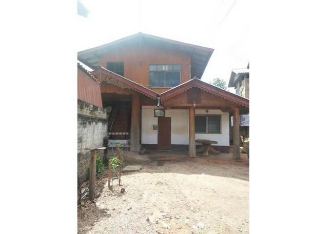   Code ID : PGPRA580005  ราคา 700,000  บาท ▸ เนื้อที่ 62.20 ตร.ว  พื้นที่ใช้สอย 163 ตร.ม.   ▸ 2 ห้องนอน 1 ห้องน้ำ    ▸ 1 ที่จอดรถ   บ้านหันไปทางทิศตะวันออกเฉียงใต้  พิกัดทรัพย์ : https://maps.app.goo.gl/5TVLm4Lm7hfHVLpf9  สถานที่ใกล้เคียง ▸ใกล้  โรงพยาบาลแพร่ ▸ใกล้  ท่าอากาศยานแพร่ ▸ใกล้  บิ๊กซี แพร่ ▸ใกล้  แม็คโคร แพร่  สอบถามเพิ่มเติม / นัดชม โทร. 097-419-5982(พลอย) โทร. 096-932-4624(ออมสิน) Line : @panaya (มี@ด้านหน้า)  ปรึกษาสินเชื่อฟรี One Stop Service ดูแลตั้งแต่ต้�