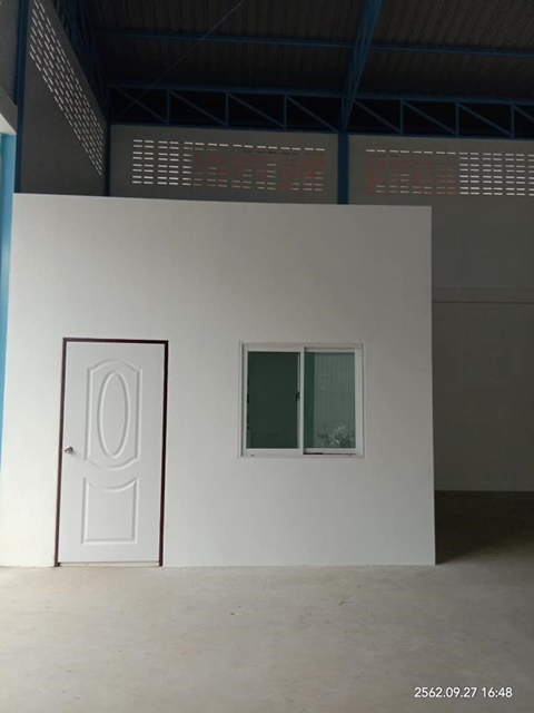 ตลาด ส.สุนีย์ 1.3 กม.  โกดังโรงงานติด กาญจนาภิเษก วัดทองสะอาด1.2กม. 250 ตร.ม.ไฟ 3 เฟส ออฟฟิต 1น้ำ ตลาด ส.สุนีย์ 1.3 กม.คลังสินค้า
