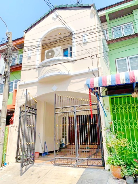 เพชรเกษม 60-64 เดอะมอลล์ บางแค 1.5 กม..ให้เช่าทาวน์เฮ้าส์ 3ชั้น  4นอน.แหล่งช้อปปิ้ง MRTบางแค 0.9 กม