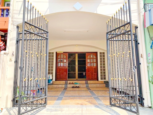 เพชรเกษม 60-64 เดอะมอลล์ บางแค 1.5 กม..ให้เช่าทาวน์เฮ้าส์ 3ชั้น  4นอน.แหล่งช้อปปิ้ง MRTบางแค 0.9 กม