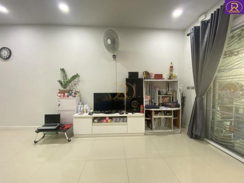 ขายบ้านใกล้อมตะนครไม่ถึง 2ล้าน หมู่บ้านมณีรินทร์ วิลเลจ ศุขประยูร คุ้มสุดๆ ใกล้ Go Wholesale อมตะ ต.นาป่า อ.เมืองชลบุรี จ.ชลบุรี