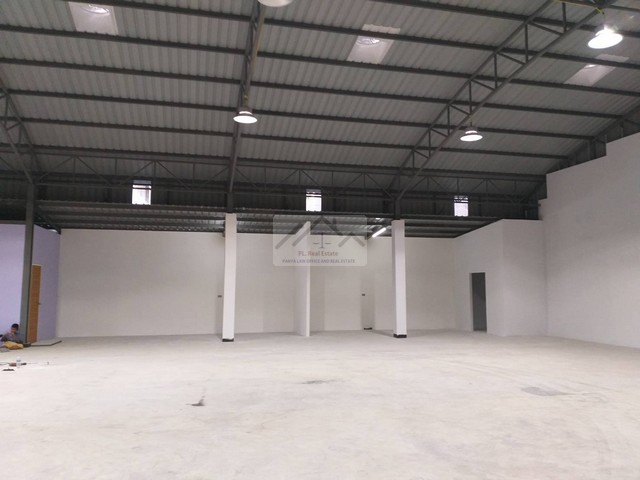 ขายโกดังพร้อมออฟฟิศ 200 ตรว. พื้นที่ 440 ตรม. ถนนหทัยราษฎร์ 38 ไฟฟ้า 3 เฟส ทำเลดี เข้าซอยไม่ลึก