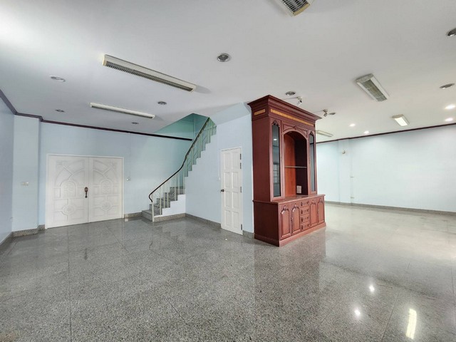 ขาย ทาวน์โฮม หมู่บ้านเรืองศิริ ใกล้ BTS ปุณณวิถี ทำเลเดินทางสะดวก บ้านสวย สภาพดีมาก เหมาะทำโฮมออฟฟิศ