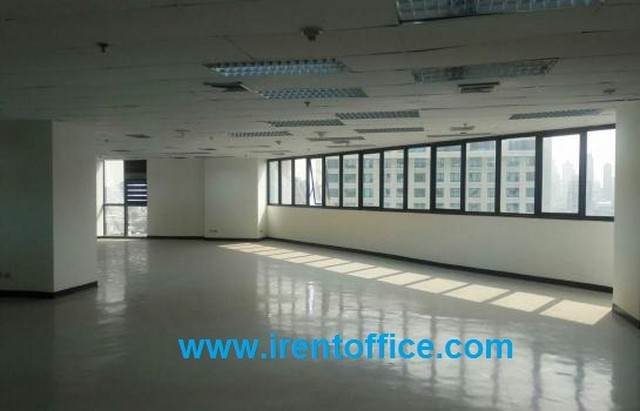 ออฟฟิศให้เช่าพระราม9 ห้วยขวาง  อาคารวรสมบัติ รถไฟฟ้าใต้ดินสถานีพระราม9  O2,512,59O9,  O84,543,4833 www.irentoffice.com