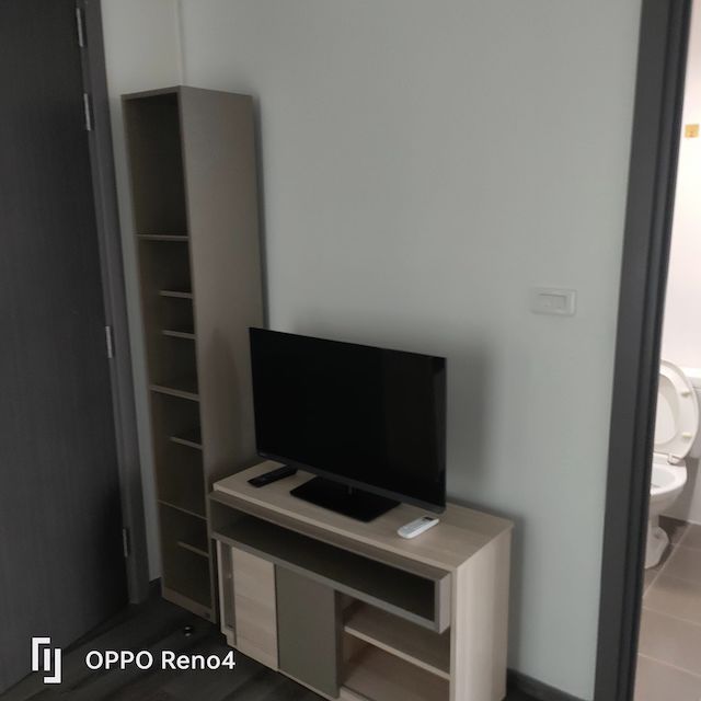 The Base Park West Safe quiet clean 5th floor BTS On Nut