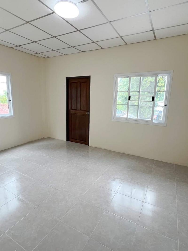 ขายบ้านอมตะพานทองชลบุรี​ บ้านสุขใจ1ทาวน์เฮ้า​2ชั้นหัวมุม