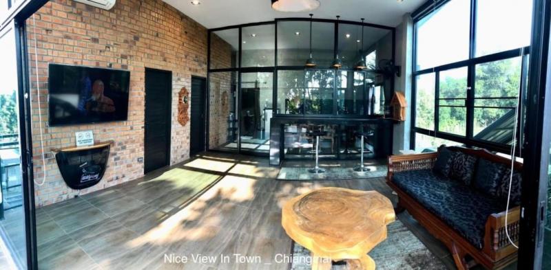 บ้านสวยให้เช่า 65,000 บาท/เดือน 202 ตรว. รอยัลวิว หางดง ตรงข้าม กาดฝรั่ง สไตล์ลอฟ์ท เงียบ และเป็นส่วนตัว เหมาะสําหรับการใช้ชีวิตอย่างสงบ