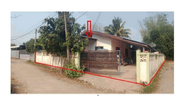   Code ID : PGLPG620041  ราคา  860,000  บาท ▸ เนื้อที่ 76 ตร.ว  พื้นที่ใช้สอย 138.25 ตร.ม.   ▸ 2 ห้องนอน 1 ห้องน้ำ    ▸ 1 ที่จอดรถ   บ้านหันไปทางทิศตะวันตกเฉียงใต้  พิกัดทรัพย์ : https://maps.app.goo.gl/29jQL6EHaQqwCuN38  สถานที่ใกล้เคียง ▸ใกล้  สถานีรถไฟห้างฉัตร ▸ใกล้  โรงพยาบาลห้างฉัตร ▸ใกล้  ตลาดสดเทศบาลห้างฉัตร ▸ใกล้  วัดห้างฉัตร  สอบถามเพิ่มเติม / นัดชม โทร. 097-419-5982(พลอย) โทร. 096-932-4624(ออมสิน) Line : @panaya (มี@ด้านหน้า)  ปรึกษาสินเชื่อฟรี One Stop Serv