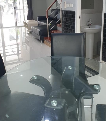 ให้เช่าทาวน์โฮม  3ชั้น หมู่บ้านธนาพัฒน์ พระราม3 ยานนาวา