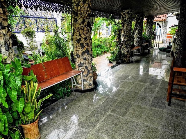 ขายด่วน บ้าน 2 หลังพร้อมที่ดิน  ตำบลด่านขุนทด อำเภอด่านขุนทด จังหวัดนครราชสีมา