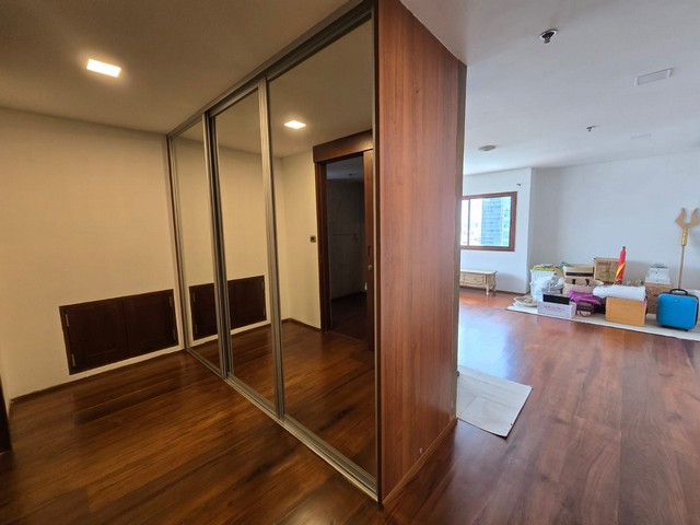 LV52893 ให้เช่า คอนโด คาลิสต้า แมนชั่น (สุขุมวิท 11) KALLISTA MANSION ใกล้แหล่งสถานศึกษา เดินทางสะดวกด้วยรถไฟฟ้า BTS นานา