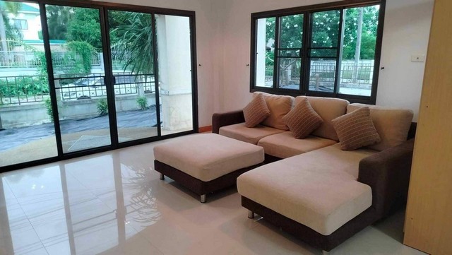 ขายบ้านเดี่ยว 2 ชั้น  107 ตารางวา หมู่บ้านกฤษณา ถนนมิตรภาพ  เมืองอุดรธานี  ZP141