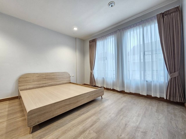 - ประกาศขาย ทาวน์เฮ้าส์ - 3BR 21 ตรว. 3990000 BAHT.   สภาพแวดล้อมดี