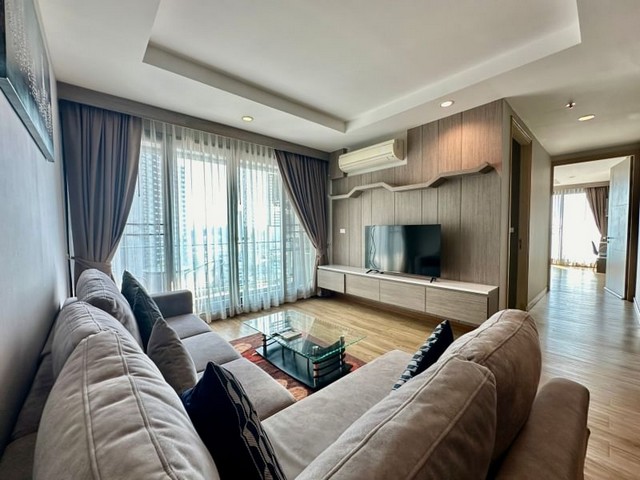 TEL : 092-288 9359 คุณดนิตาLine : https://line.me/ti/p/yxo92dHWP1รายละเอียด : เนื้อที่ขนาด 67 ตรม. วิวทะเล 2 ห้องนอน 2 ห้องน้ำ พร้อมเฟอร์นิเจอร์บิวอินและเครื่องใช้ไฟฟ้าสิ่งอำนวยความสะดวก : ลิฟต์ ที่จอดรถ ฟิตเนส สระว่ายน้ำ การรักษาความปลอดภัย 24 ชั่วโมง สถานที่ใกล้เคียง : - ใกล้สวนสุขภาพเกาะลอยศรีราชา - ใกล้ห้างโรบินสันศรีราชา - ใกล้โรงพยาบาลพญาไท- ใกล้โรงเรียนศรีราชา เงื่อนไขในการเช่า สัญญารายปี ม