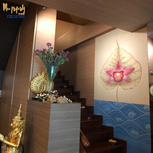 ขายอาคารพาณิชย์ 4 ชั้น ร้านสปา ภายในตกแต่งเป็นห้องทำสปา  ** พร้อมใบอนุญาติทำสปา ** - ทองหล่อ ซอย 7  - ขนาด 33 ตร.ว.มีที่จอดรถบริเวณหน้าตึกภายในตกแต่งเป้นห้องทำสปาทั้งหมด 7 ห้อง มีอ่างอาบน้ำและแอร์ทุกห้อง - ห้องนวดหน้า 1 ห้อง- ห้องนวดไทย 1 ห้องพิกัดที่ตั้ง Senya Spirit Spa129/3 Sing Waet Lom Alley, Khlong Tan Nuea, Watthana, Bangkok 10110พิกัดแผนที่https://goo.gl/maps/Ggernv1gNKh5WmoA7ราคา 55,000,000 บาทสถานที่ใกล้เคียง- โรงพยาบาลสมิติเวช สุขุมวิท  4 นา