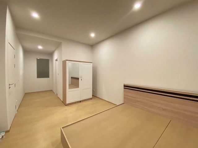 ให้เช่าทาวโฮมThe Plex Onnut-Wongwaen  ใกล้ทางด่วน อยู่หน้า Community mall Jas green Village  ใกล้สนามบินสุวรรณภูมิ