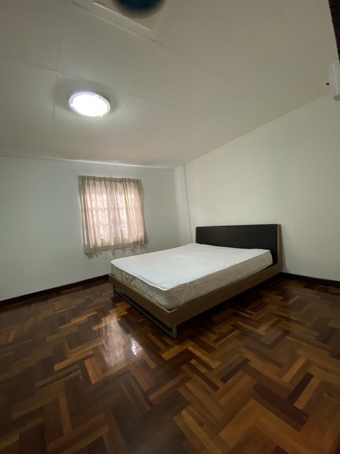 P13 ให้เช่า ทาวน์เฮ้าส์ หมู่บ้าน ชัยภัทร ลาดพร้าววังหิน 83 ให้เช่าตามสภาพนะคะ เดินทางสะดวก หาของกินได้สะดวกสบาย