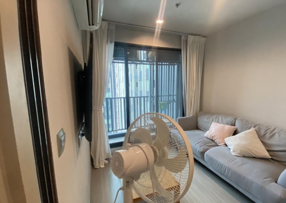 ให้เช่าคอนโด ไลฟ์ ลาดพร้าว ติด BTS ห้าแยกลาดพร้าว ขนาด 36 ตรม มี 1 นอน 1 น้ำ