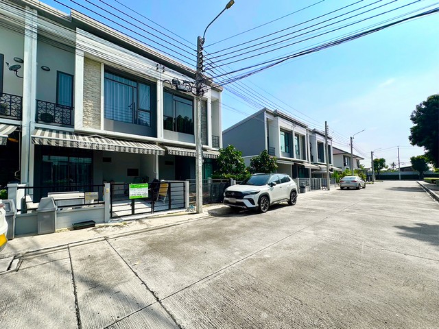 ขายทาวน์โฮม 2 ชั้น หมู่บ้าน พลีโน่ สุขสวัสดิ์-ประชาอุทิศ 60 เนื้อที่ 16 ตร.ว. ขายเพียง 3,090,000 ล้านบาท