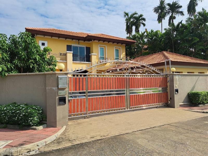 ขายหมู่บ้านแกรนด์คาแนล ดอนเมือง 139 วา 4 นอน 5 น้ำ ค่าเช่า 120,000บาท/เดือน