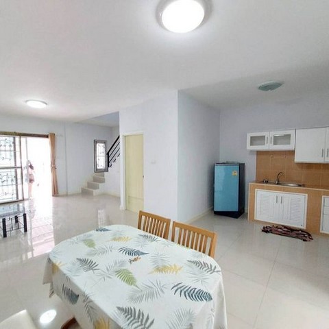 ทาวน์เฮ้าส์ 2ชั้น หมู่บ้านเดอะวิสต้า เข้า-ออก ด้วยระบบคีย์การ์ด ปลอดภัย