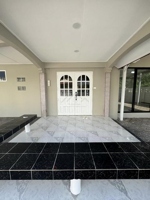 P20 ให้เช่า บ้านเดี่ยว ซอยลาดพร้าว 64  ลาดพร้าว สุทธิสาร ใกล้ รพ.ลาดพร้าว รพ.เปาโลโชคชัย 4 ใกล้ตลาดโชคชัย 4