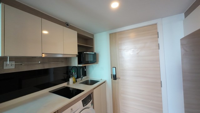 ไนท์บริดจ์ ดูเพล็กซ์ ติวานนท์ คอนโดสุดหรูใจกลางเมือง  ในราคาเล็กนิดเดียว ใกล้สถานีรถไฟฟ้าสายสีม่วง เดินทางเข้าออกสะดวก