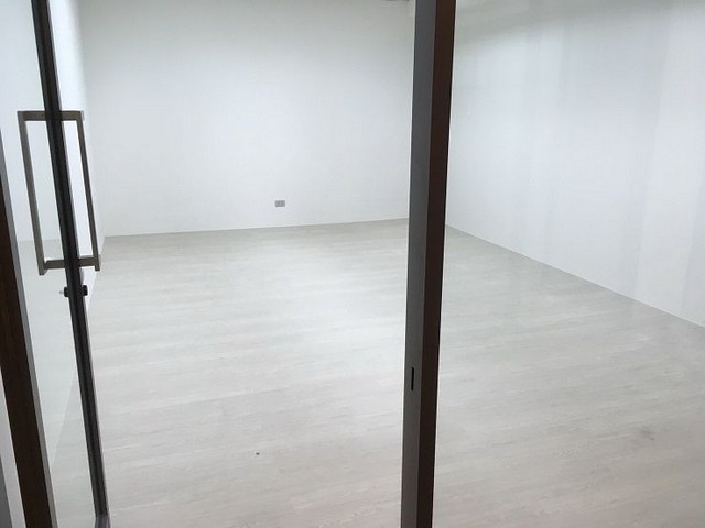 ออฟฟิศให้เช่าเมืองทองธานี ปากเกล็ด  อาคารไคตัค  O2,512,59O9,  O84,543,4833 www.irentoffice.com