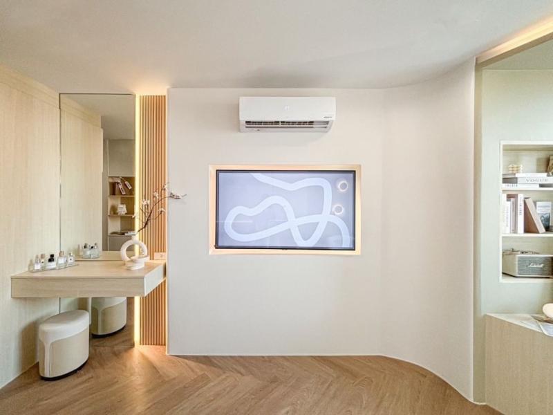 J.C. Hill Place 1.79 ล.เท่านั้น 28 ตรม. ตกแต่งสวย ห้องมุม วิวดอยสุเทพ รีโนเวทใหม่ เฟอร์นิเจอร์ครบ ของแถมจัดเต็ม!! พร้อมเข้าอยู่