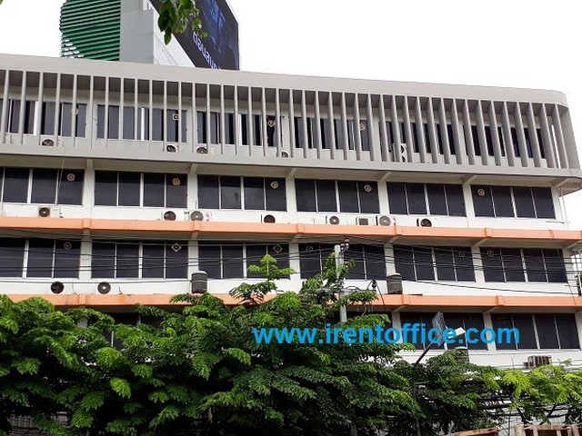 ออฟฟิศให้เช่าราคาถูก พหลโยธิน จตุจักร อาคารศรีสุข  รถไฟฟ้าบีทีเอสสถานีพหลโยธิน  O2,512,59O9,  O84,543,4833 www.irentoffice.com