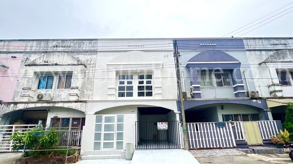 ให้เช่า ทาวน์เฮ้าส์ หมู่บ้าน รังสิตการ์เด้นท์วิลล์ รังสิต - นครนายก คลองสี่