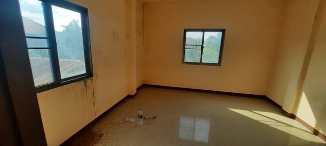 ขายอาคารพาณิชย์มือสอง อำเภอแม่สอด  จังหวัดตาก