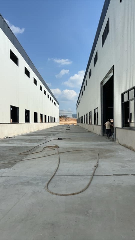 BST751 โกดังให้เช่าขนาด 9,166ตร.ม กับ 8,694ตร.ม 2โกดังขนาดรวม 17,860 ตร.ม  พื้นที่ สีเหลือง หนองอิรุณ บ้านบึง ชลบุรี