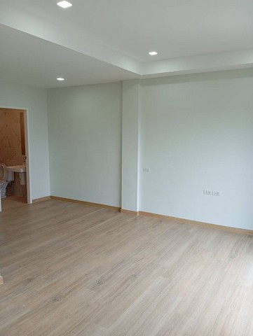 ให้เช่าทาวโฮมย่าน สุขาภิบาล5 ใกล้ทางด่วนรามอินทรา-อาจณรงค์ โฮมออฟฟิศ  3 ชั้น หลังมุม ใกล้ตลาดวงศกร  อิเธอร์นิตี้ ทาวน์ พริมโรส วัชรพล