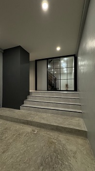 รีโนเวทใหม่ ขายทาวน์เฮ้าส์ 3 ชั้น   ประชาอุทิศ  54 สวยเป๊ะทุกมุม