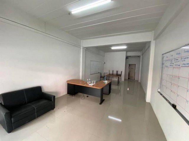 ขายขาดทุนด่วน! อาคารพาณิชย์ พัทยา (ซ.พรประภานิมิตร) ใกล้สุขุมวิท TP-C0706