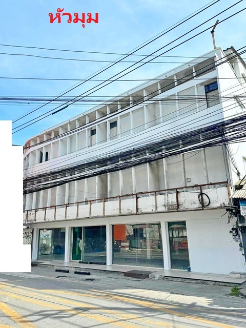 ให้เช่าตามสภาพ 250ตร.วา.1,250 ตร.ม. สุขุมวิท111-115 โชว์รูม อาคารพาณิชย์ 5คูหา 4 ชั้น 5นอน BTSสำโรง 1.1กม. 5น้ำ คลังสินค้า เก็บสต็อก อิมพีเรียลเวิลด์ สำโรง 1.2 กม.แหล่งช้อปปิ้ง แหล่งชุมชน ให้เช่า 64,998-69,999 b-m ซ. มีหมู่บ้านจัดสรร รร.อนุบาลด่านสำโรง 1.2 กม.เข้าออกได้หลายทาง เดินทางสะดวก   รพ.สำโรง 1.5 กม.Sukhumvit111-115 Showroom Commercial building 5units 4-storey 5bed BTS Samrong 1.1km.5bath for rent  250sq.wa 1,250sq.m. Warehouse storage Imperial World Samrong 1.2 km. Shopping area community area for rent 64,998-69,999 b-m there is a housing estate Dan Samro