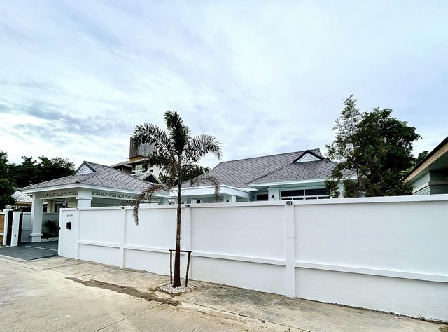 ขายพูลวิลล่า แต่งครบพร้อมอยู่  ซ.ชัยพฤกษ์2 ใกล้หาดจอมเทียน พัทยา