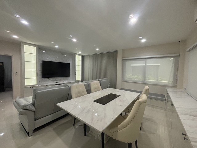 ขายด่วนๆๆ บ้านเดี่ยวเดอะซิตี้ พระราม9-กรุงเทพกรีฑา หลังใหญ่ใหม่