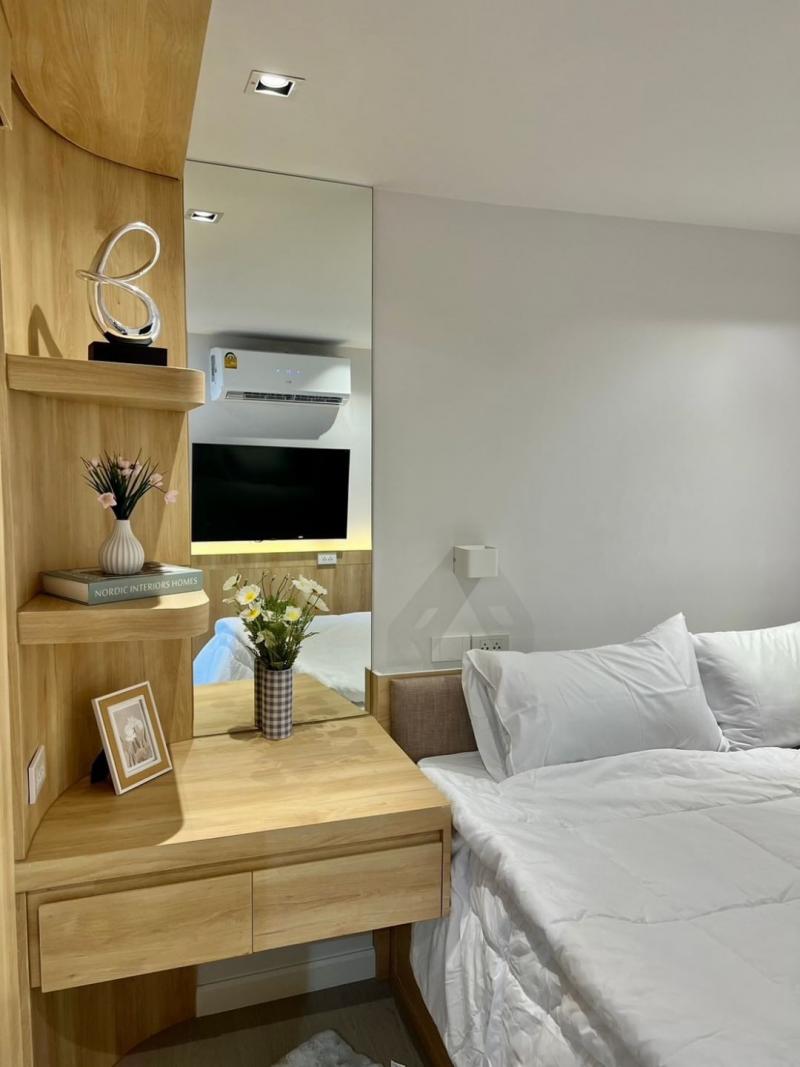 โซนนิมมาน ขาย 2.49 ล้าน 42 ตรม. 2 นอน 1 น้ำ 103 คอนโด 2 นิมมาน ซอย 12 ให้เช่ารายวันผ่าน Airbnb ได้