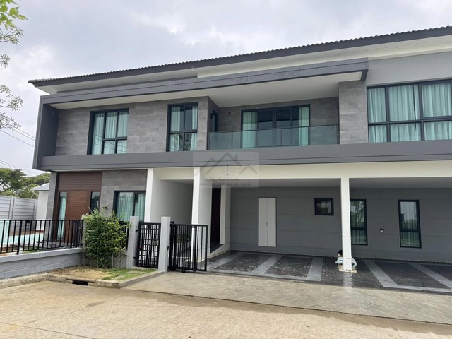 ให้เช่าบ้านเดี่ยว พูลวิลล่า 2 ชั้น 120 ตรว. 7 ห้องนอน โครงการ เดอะ ซิตี้ บางนา The City Bangna ใกล้ Mega บางนา 