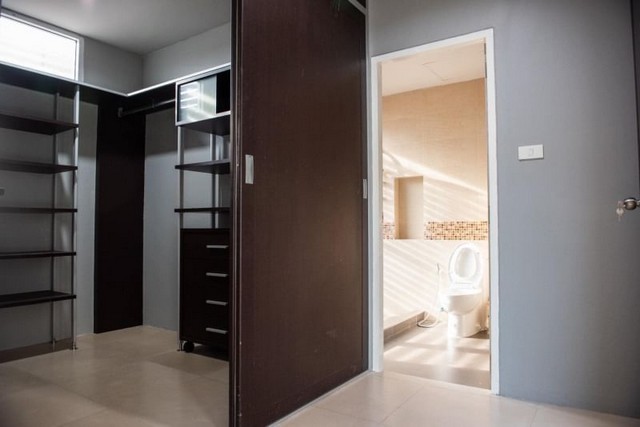 ประกาศขายบ้านเดี่ยว ตัวบ้านตั้งอยู่ในซอยสุขุมวิท 49