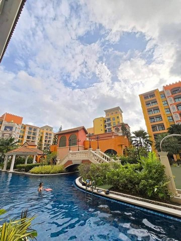 AOM 14158,000 เวเนเชี่ยน ซิกเนเจอร์ คอนโด รีสอร์ท พัทยาห้องติดสระ เดินลงสระได้เลย ไม่อนุญาตให้ทำธุรกิจหรือเช่าช่วงห้องสตูดิโอขนาดห้อง 29 ตรม ชั้น 1 ห้อง C 122พื้นที่ทำครัวระเบียงส่วนกลาง สระว่ายน้ำ ฟิตเนส ซาวน่า CCTV ระบบคีย์การ์ด ที่จอดรถน้ำนิติ ไฟหลวงจ่ายล่วงหน้า 1 เดือน  มัดจำ 2 เดือน  สัญญา 1 ปี เข้าอยู่ได้เลย ติดต่อขอรูปและรายละเอียดเพิ่มเติม  สนใจนัดชมสถานที่จริงContact ค