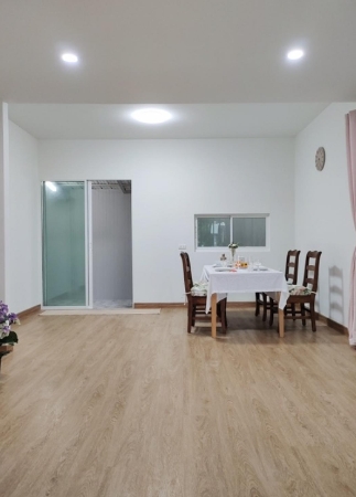 ขายบ้านแฝด เดอะวิลเลจ ซอย มหาชัยบางพลี บางนาตราด กม 10