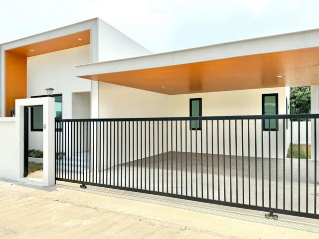 บ้านเดี่ยวชั้นเดียว สไตล์ดมเดิร์น โซนท่าวังตาล สารภี