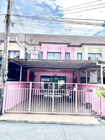 ขายทาวน์เฮ้าส์ 28 ตรว. 2 ห้องนอน 2 ห้องน้ำ จอดรถ ได้ 2 คัน เมืองชลบุรี