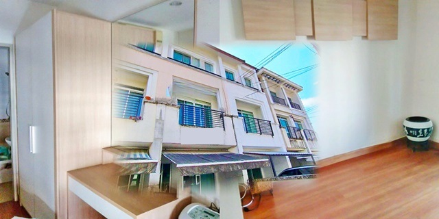 เฟอร์ครบครัน เครื่องใช้ไฟฟ้า ARL บ้านทับช้าง 0.9 กม.นานาชาติเวลลิงตัน 1.45กม. ม.นานาชาติแสตมฟอร์ด 2.8 กม.มาร์เก็ตเพลส กรุงเทพกรีฑา 2กม.3นอน บรรยากาศ เงียบสงบ ทาวน์เฮาส์สุดหรู 3 ชั้น 3 นอน 3 น้ำ ครัวครบชุด 16 ตร.วา.190 ตร.ม.  2 แอร์ ตลาดซีรอ 3.2 กม.ให้เช่า 22,999 b-m Wellington International 1.45 km. Market Place Krungthep Kreetha 2km. 3Bed Stamford International University 2.8 km. Quiet atmosphere luxury townhouse 3-storey   3 bath full kitchen16 sq.wa.190 sq.m. Bangkapi Technology 3.9 km. 2 a/c Searo Market 3.2 km. For rent 22,999 b-m fully furnished electrical appliances ARL Ban Thap Chang 0.9 km.         ถ.ก�