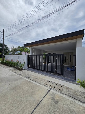 ขายพูลวิลล่าโซนบางโจ-บ้านยา ภูเก็ต ใกล้กับ BOTANICA Modern Loft บ้านหลังมุมติดถนน กำหนดเสร็จกลางเดือรพฤศจิสถานที่ตั้งบางโจ ภูเก็ตรายล่ะเอียด-ขนาด 54 ตรว.-2ห้องนอน 3ห้องน้ำ-ครัวบิ้วอิน ครัวไทย+ครัวฝรั่ง-จอดรถในบ้านได้2คัน-จัดสวนให้ฟรีสถานที่ใกล้เคียง-หาดบางเทา -ลากูน่าภูเก็ต -โบ๊ทอเวนิว -ปอร์โต้ เดอ ภูเก็ต -โรงพยาบาลภูเก็ตอินเตอร์เนชั่นแนล -คลินิกสุขภาพบางเทา -อังซานาสปา